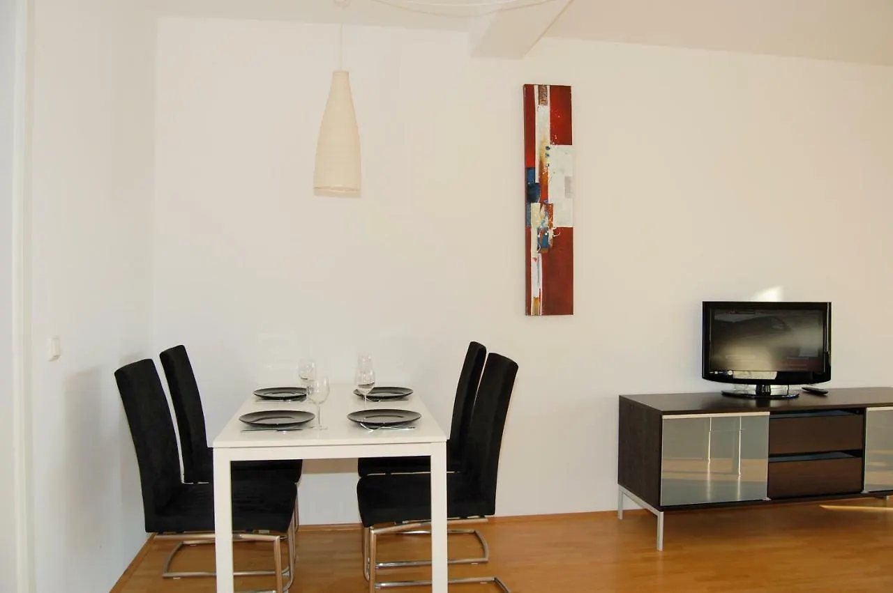 Berlin Habitat Apartment Germany