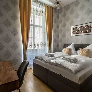 Design 3bdr In Residence, Free Parking Prag