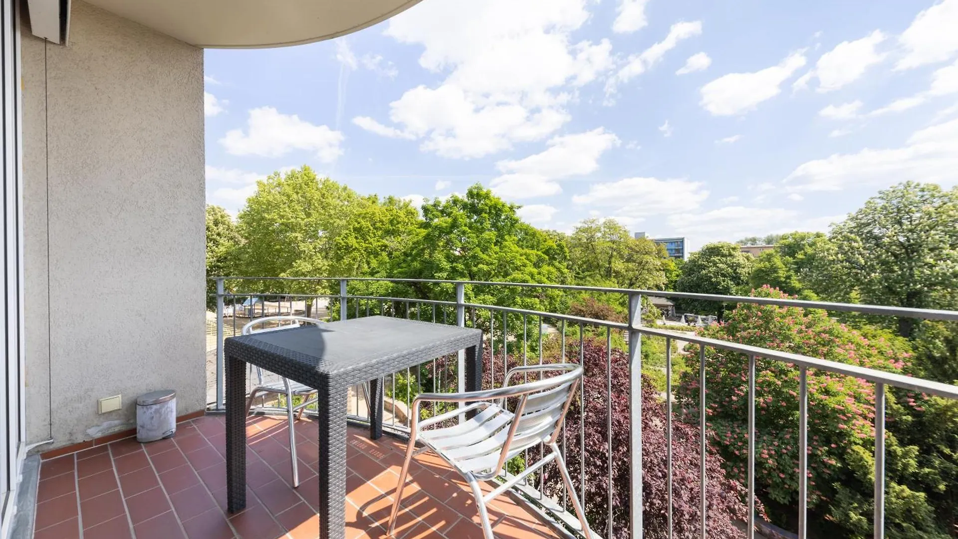 Berlin Habitat Apartment